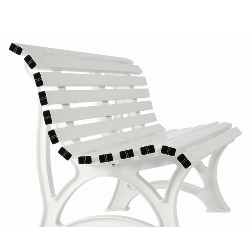 Seitenansicht der Bank "Helgoland" ohne Endkappen auf weißem Hintergrund