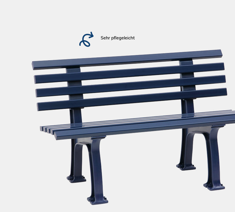 Ibiza 2  Sitzer – Bank aus hochwertigem Kunststoff in stahlblau mit Rückenlehne, platziert auf einem neutralgrauen Hintergrund
